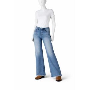 Risen Wide Leg Raw Hem Jeans Womens 26x29 High Rise Trendy Denim festival flare